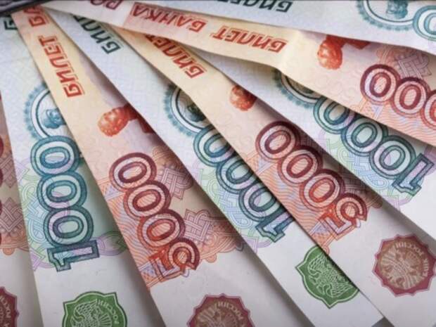 Декретница из Кемерова отдала аферистам более 1 млн рублей