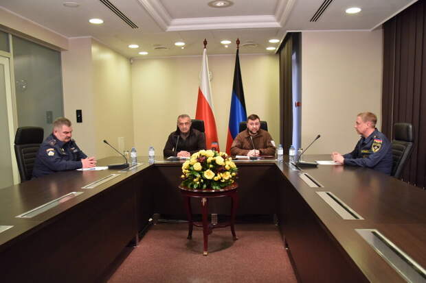 Президент Южной Осетии Бибилов посетил Мариуполь
