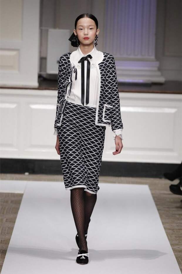 http://styleknitting.ru/images/phocagallery/oscar_de_la_renta/thumbs/phoca_thumb_l_168or.jpg
