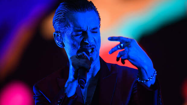 Вокалист Depeche Mode рассказал, как и почему перешел в православие