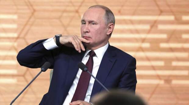 Кремль принял историческое решение против либералов — экономист