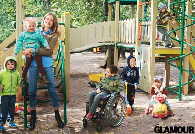 Супер-модель и супер-мама Наташа Водянова: ее 5 потрясающих деток!