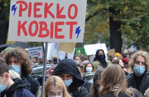 Белорусские протесты перекинулись в Польшу Белорусские протесты перекинулись в Польшу