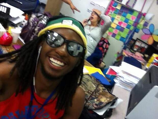 selfie pregnant teacher