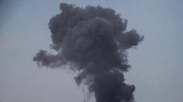 Украинские СМИ сообщили о взрывах в Киеве и подконтрольном ему Херсоне