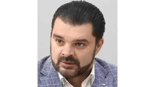 Дмитрий Хохлов. Дмитрий Хохлов.