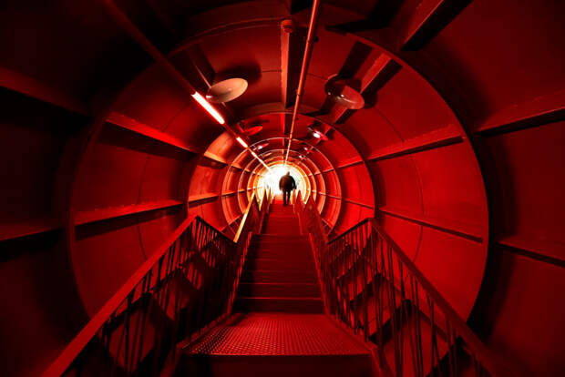 red tube by Benny bulke on 500px.com