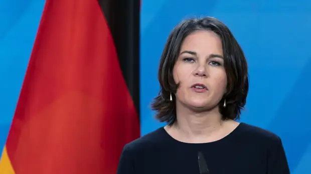 Глава МИД ФРГ Бербок высказалась о возможной эвакуации дипломатов с Украины