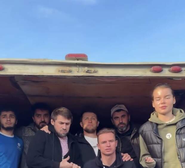 Бывший муж Бузовой Тарасов приехал в Махачкалу, чтобы помочь жителям Дагестана