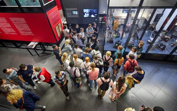 Комфортные автобусы довезут школьников из Алтуфьевского до музеев