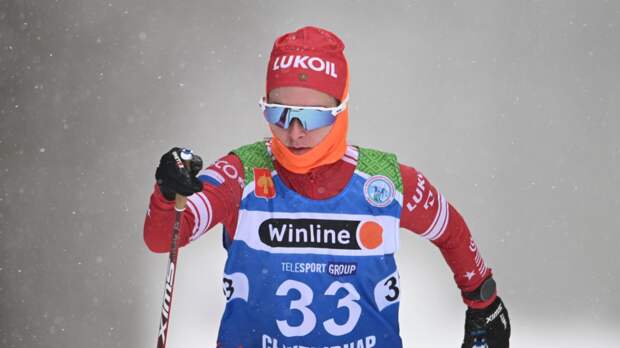 Непряева заняла пятое место в скиатлоне на этапе Кубка мира в Швеции