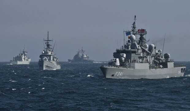 Корабли НАТО в Черном море. Источник изображения: 