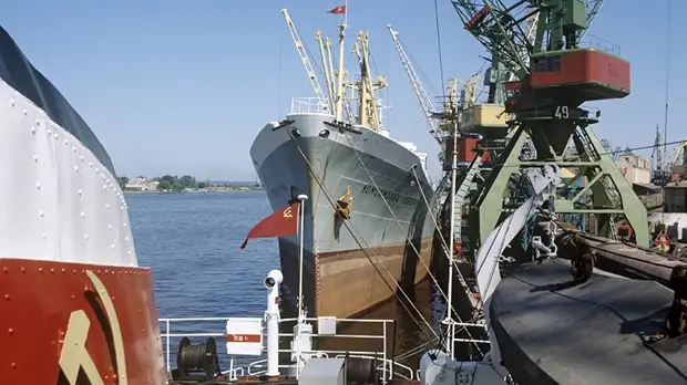 Монетизация прошлого: почему власти Латвии вновь заговорили о компенсациях за «советскую оккупацию»