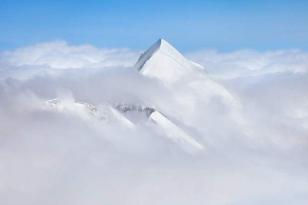 Снежная вершина горы Пуант де Ронс (3 612 метра), Франция горы, красиво, небо, облака, природа, творчество, фото, фотограф
