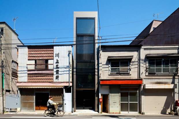 Дом шириной 1,8 метра в Японии