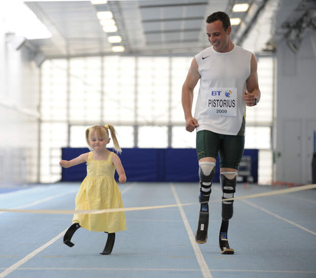 ellie-may-challis-and-oscar-e28098blade-runner_-pistorius-2
