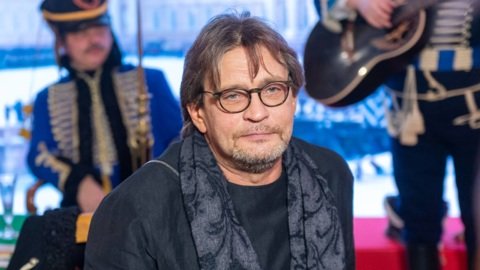Александр Домогаров провалил экзамен на знание ПДД