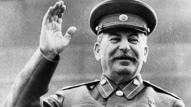 Иных средств нет: коммунисты в канун ЕДГ хотят «выехать» на Сталине