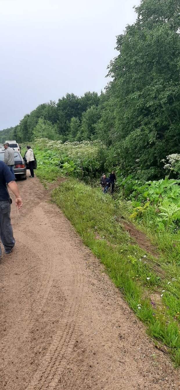 Водителя выбросило из машины в кювет в Тверской области