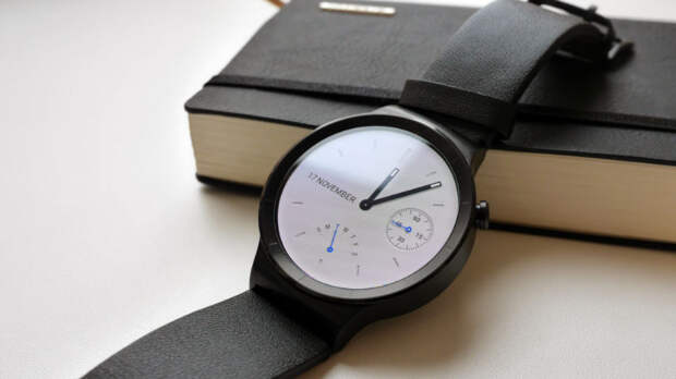 Что лучше: Smart Watch или классические часы