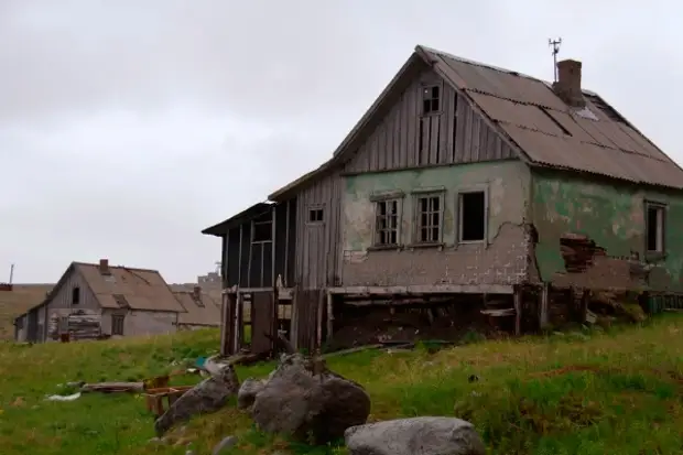 Позарастали стежки-дорожки