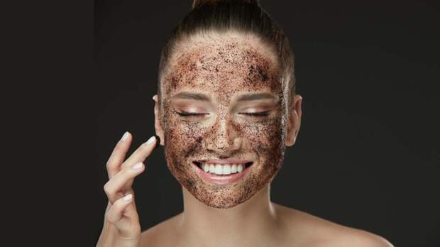 Какой уход выбрать, чтобы не навредить коже: 5 опасных бьюти-трендов