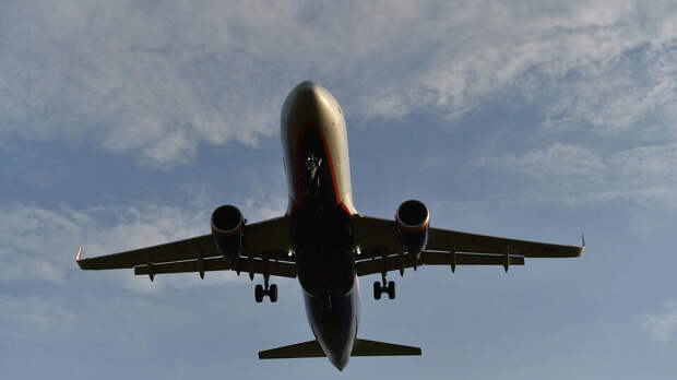 Flightradar: Иран закрыл воздушное пространство над страной для некоторых рейсов