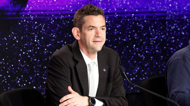 Глава NASA Айзекман: США продолжат полёты к Луне, пока не высадятся на ней