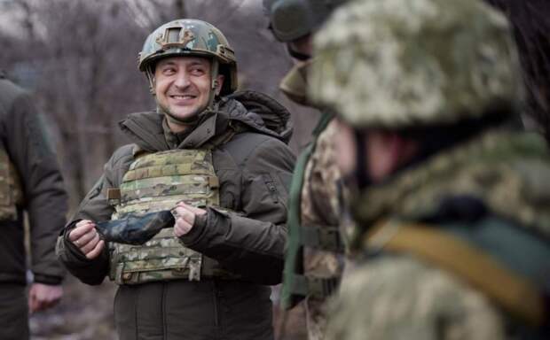 МК: Зеленский проинформировал, что ВС РФ начали давить на ряде направлений СВО на Украине
