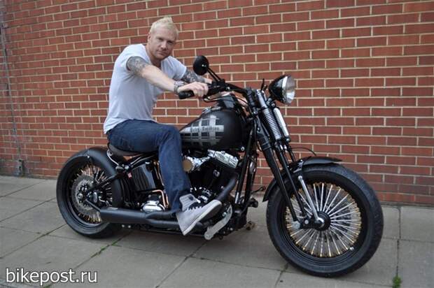 Кастом Harley-Davidson Айвана Гвин Томаса