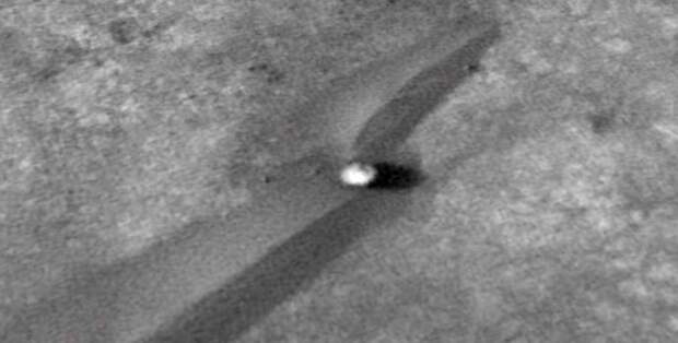 На марсианские карты от «Google» попала летающая тарелка