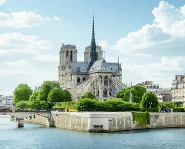 Восстановление Нотр-Дама в Париже займёт десятки лет?