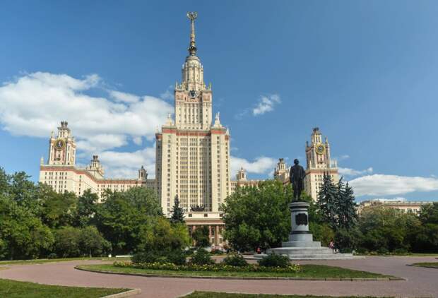 Стоимость обучения в российских технических вузах в 2025 году резко выросла