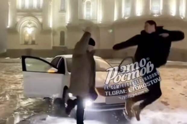 В Новочеркасске наказали молодых людей, станцевавших у местного храма