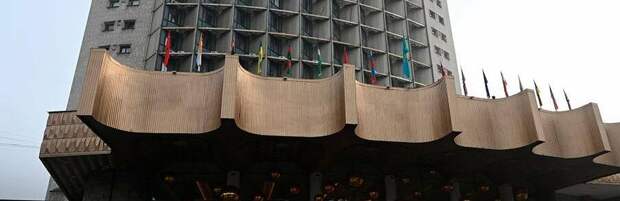 В центре Алматы ведутся работы по реконструкции и благоустройству