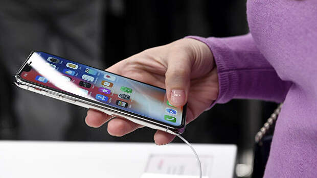 Смартфон iPhone Смартфон iPhone