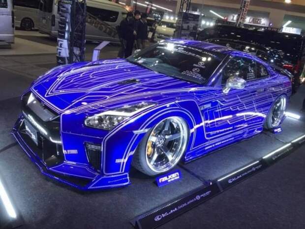 Самурайский вариант тюнинга Nissan GT-R от Kuhl Racing (13 фото + видео)