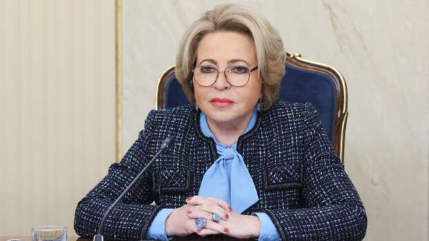 Матвиенко в шутку предложила отправить сенатора в космос