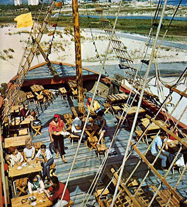 Ресторан "Фрегат", Слынчев Бряг, 1960-е: СССР, болгария, быт, история, это интересно