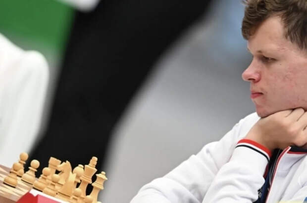 Артемьев занял второе место на чемпионате мира по быстрым шахматам