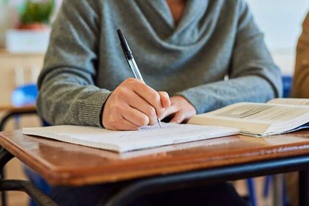 Мошенники маскируются под курсы ЕГЭ и ОГЭ: инциденты выросли на 41%, в марте — на 58%