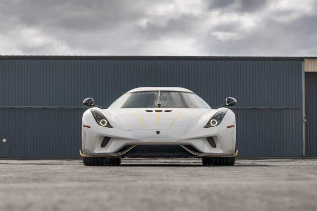 Редкий Koenigsegg Regera 2019 года с крутыми опциями отправляется на аукцион