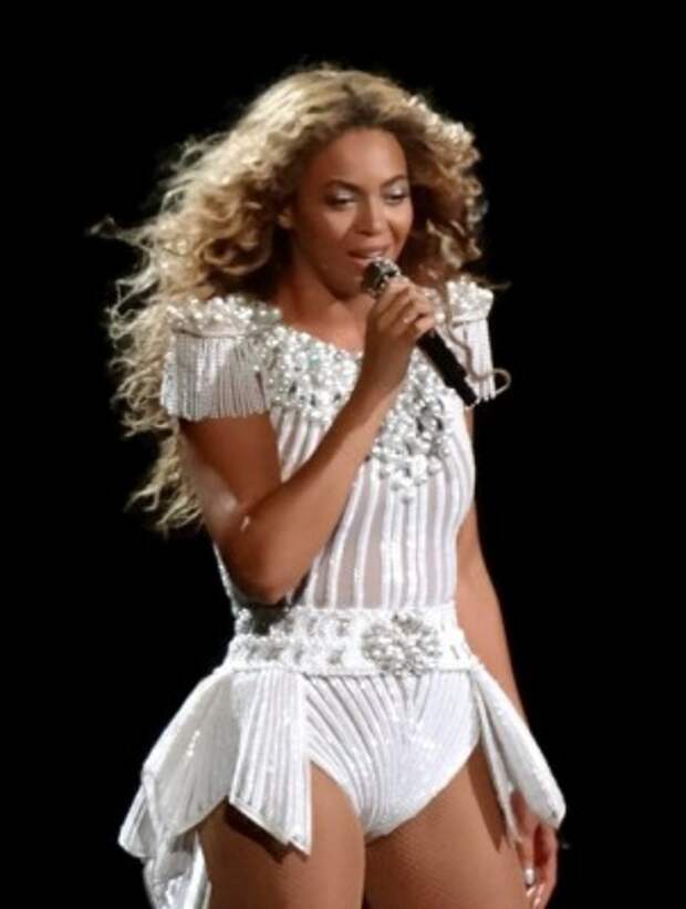Beyonce Shows Us All Why She Is #QueenBey