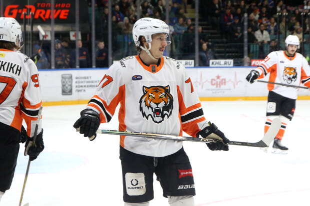 Канадский хоккеист клуба КХЛ оценил могущество Путина