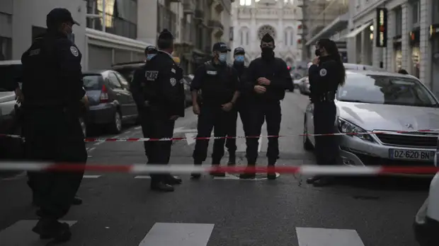 Nice Matin: один человек погиб в ходе стрельбы центре Ниццы