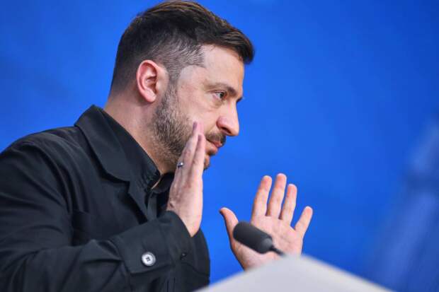 Зеленский снова отказался от вывода ВСУ из Донбасса