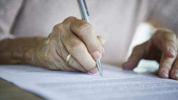 Адвокат Барканов раскрыл, чего нельзя требовать от наследника в завещании