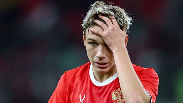 Батраков раскрыл, за что ему стыдно: «Надеюсь, родители не знают»