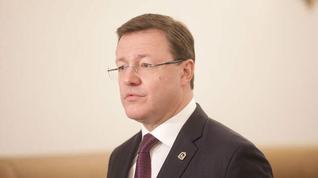 Губернатор Самарской области Азаров объявил об уходе в отставку