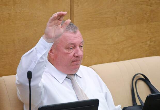 В Госдуме признались в голосовании за законы из дисциплины